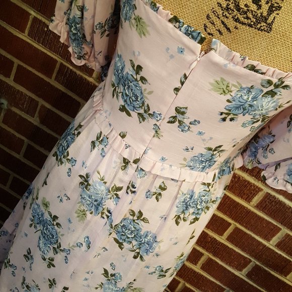 ❌sold❌ Gal Meets Glam Isabel Floral Smocked Midi Dress - Picture 8 of 11